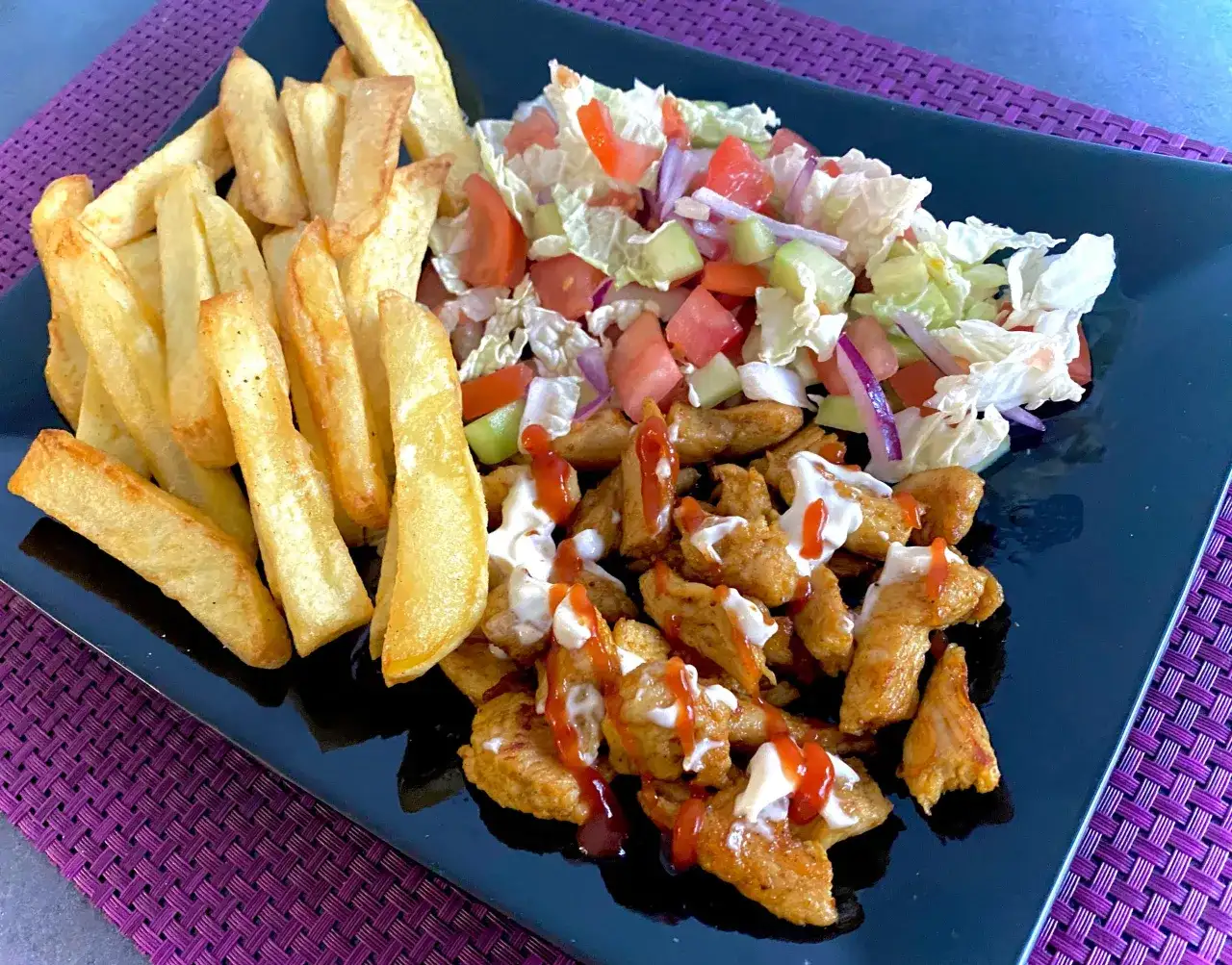 Ile kalorii ma kebab na talerzu z frytkami? Zaskakujące wartości!