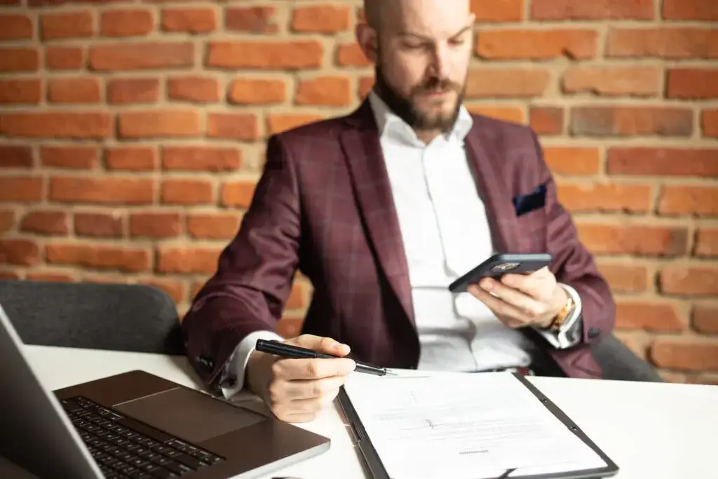 Czy umowa zlecenie wlicza się do kapitału początkowego? Sprawdź prawdę