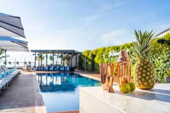 Najlepsze noclegi w Barcelonie: gdzie szukać idealnego miejsca?