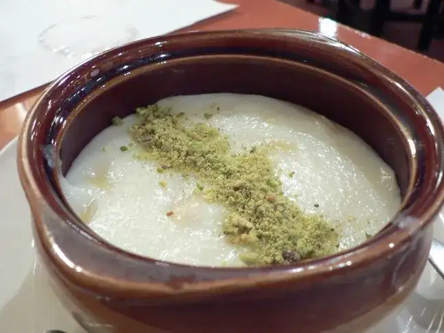 Ile kalorii ma budyń? Zaskakujące różnice w kaloryczności!