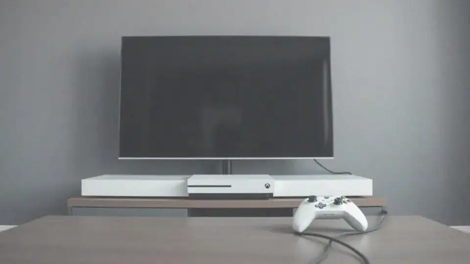 Jak podłączyć drugiego pada do Xboxa i cieszyć się grą w multiplayer