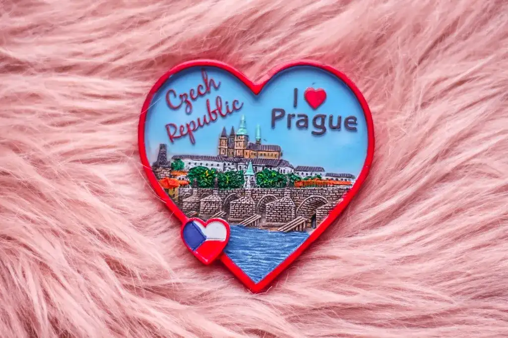 Ile kosztują pamiątki w Czechach? Ceny, które Cię zaskoczą