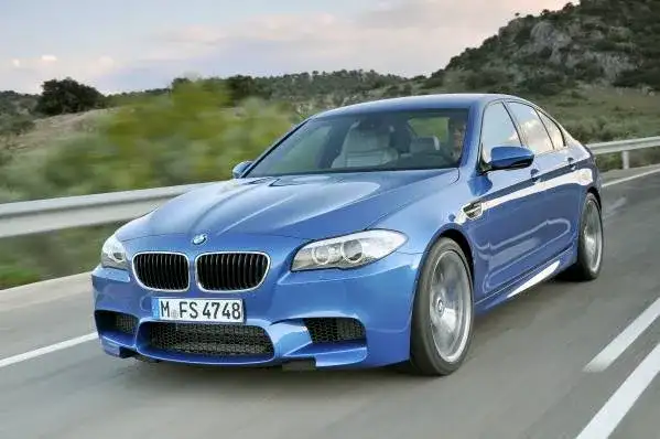 BMW M5 ile do setki – zaskakujące osiągi różnych modeli