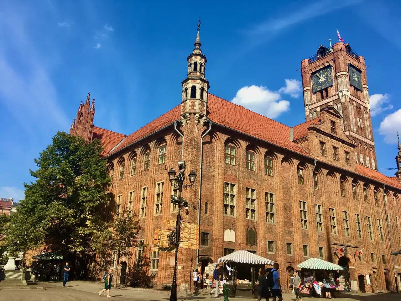 Toruń atrakcje: Odkryj najważniejsze miejsca, które musisz zobaczyć