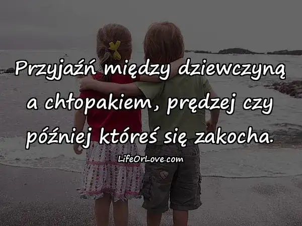 Najpiękniejsze cytaty do zdjęcia z chłopakiem na social media - te wzruszą jego serce