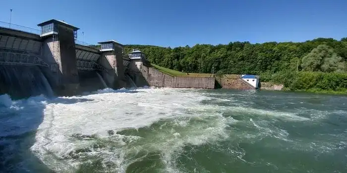 Elektrownia Myczkowce: Zwiedzanie, Historia i Działanie (Przewodnik)