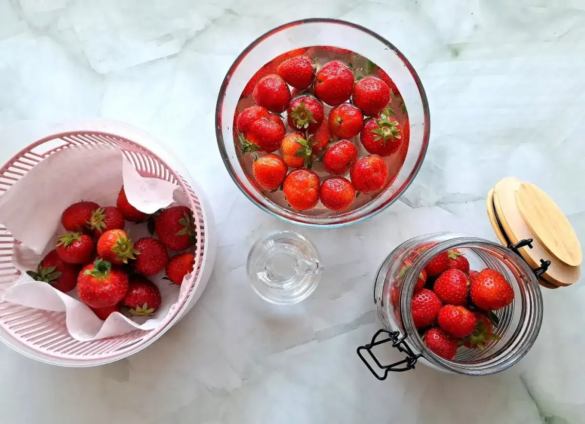 Jak przechowywać truskawki w lodówce? Świeże nawet tydzień!