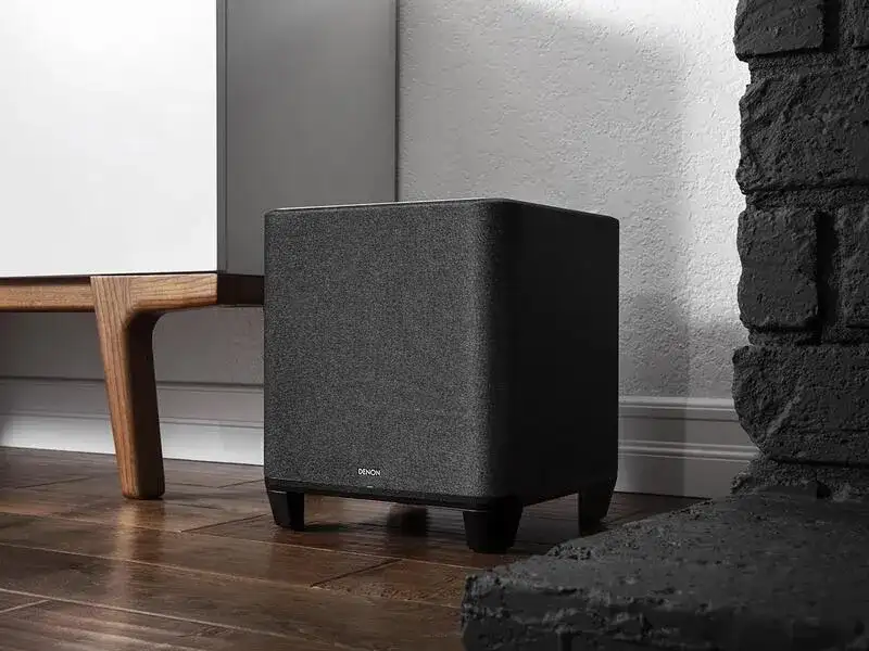 Najlepszy subwoofer do amplitunera Denon, który poprawi Twój dźwięk
