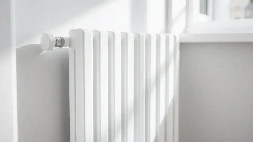 Ile wody w grzejniku płytowym? Sprawdź, co musisz wiedzieć!
