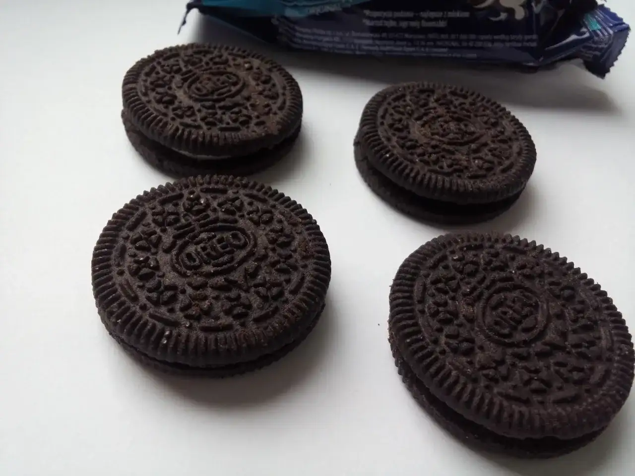 Ile kalorii ma ciastko Oreo? Zaskakujące fakty o jego kaloryczności