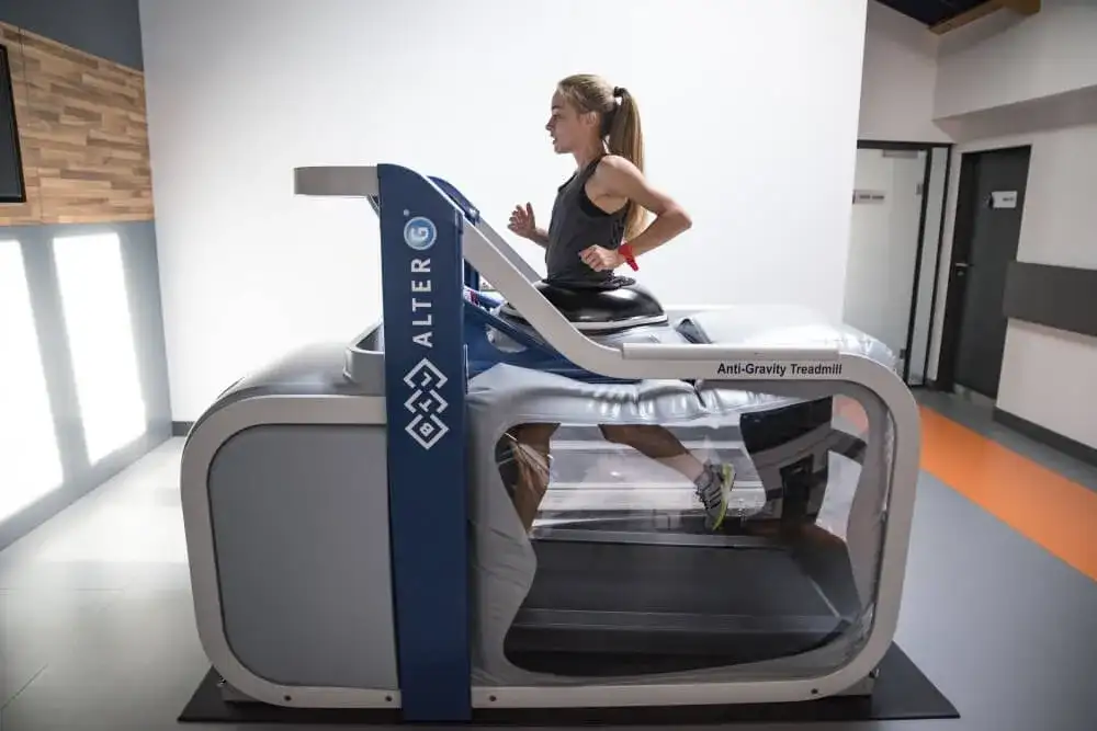 Jak działa bieżnia antygrawitacyjna i jakie ma korzyści dla treningu