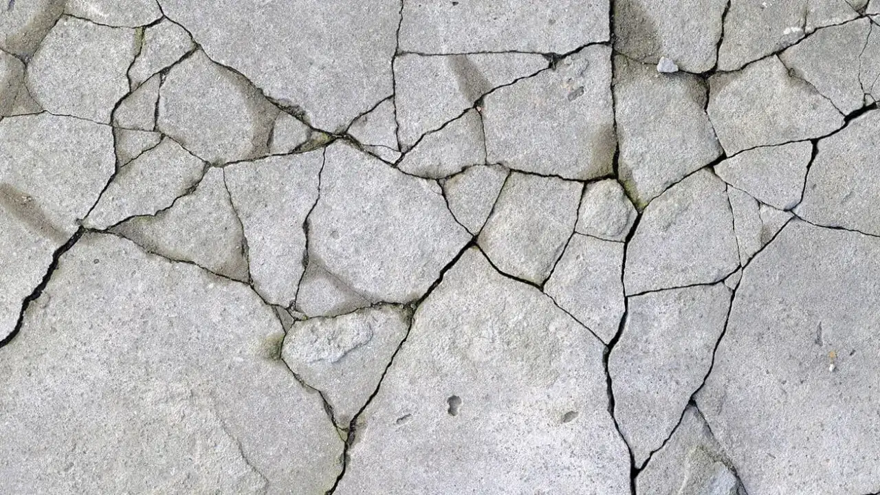 Jak połączyć stary beton z nowym, aby uniknąć pęknięć i problemów