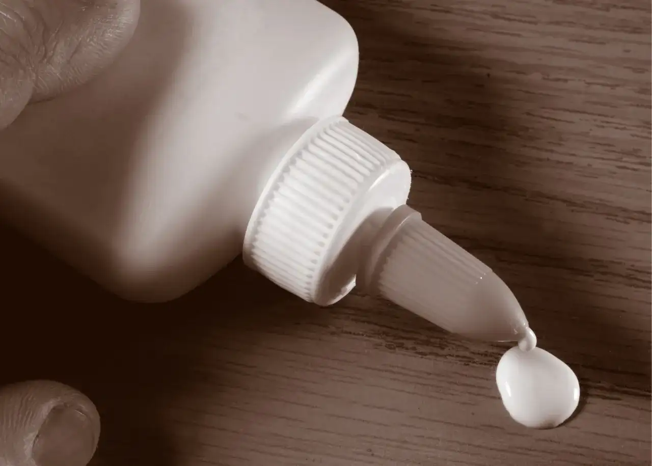 Czym skleić gumę? Michał Głowacki zdradza sekrety trwałej naprawy.