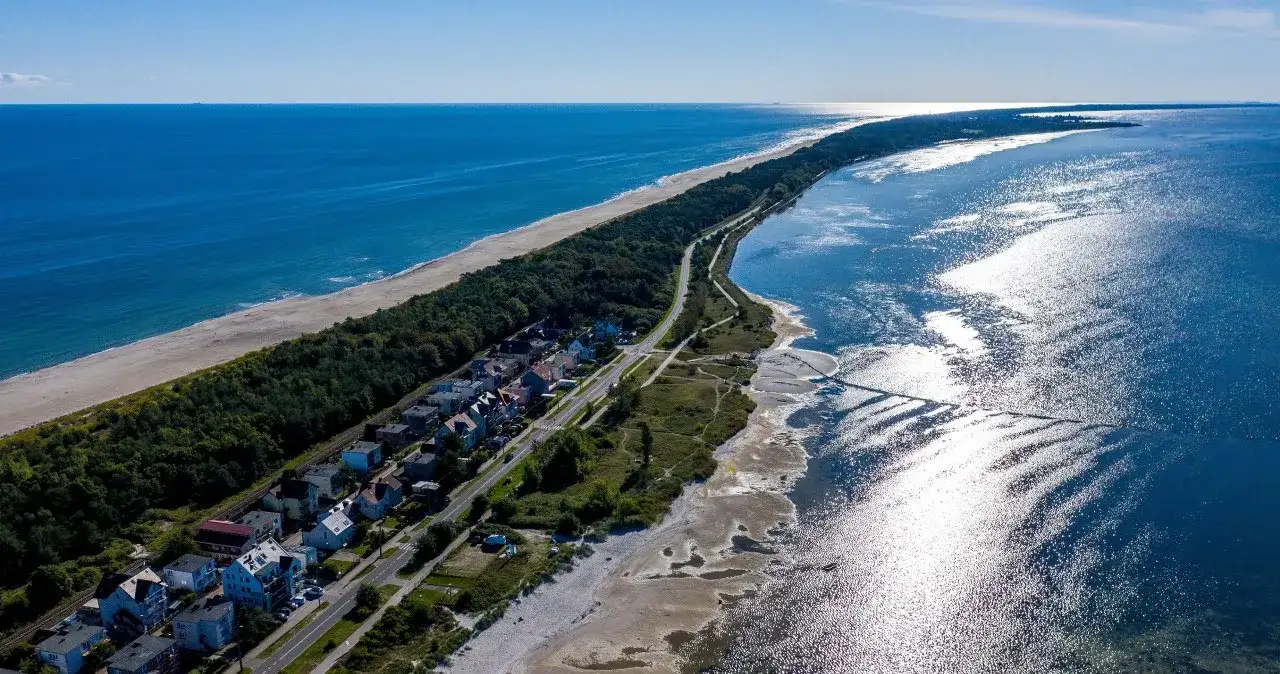 Gdzie najcieplejsza woda w Bałtyku? Odkryj najlepsze miejsca na kąpiel