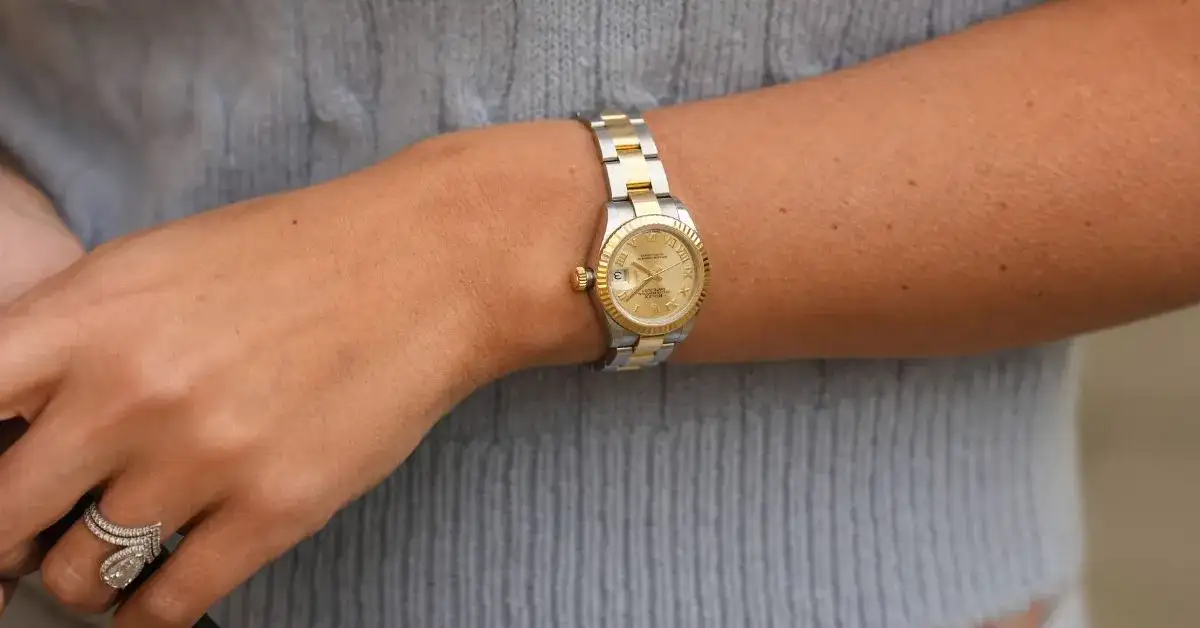 Najlepsze zegarki damskie klasyczne, które podkreślą Twój styl