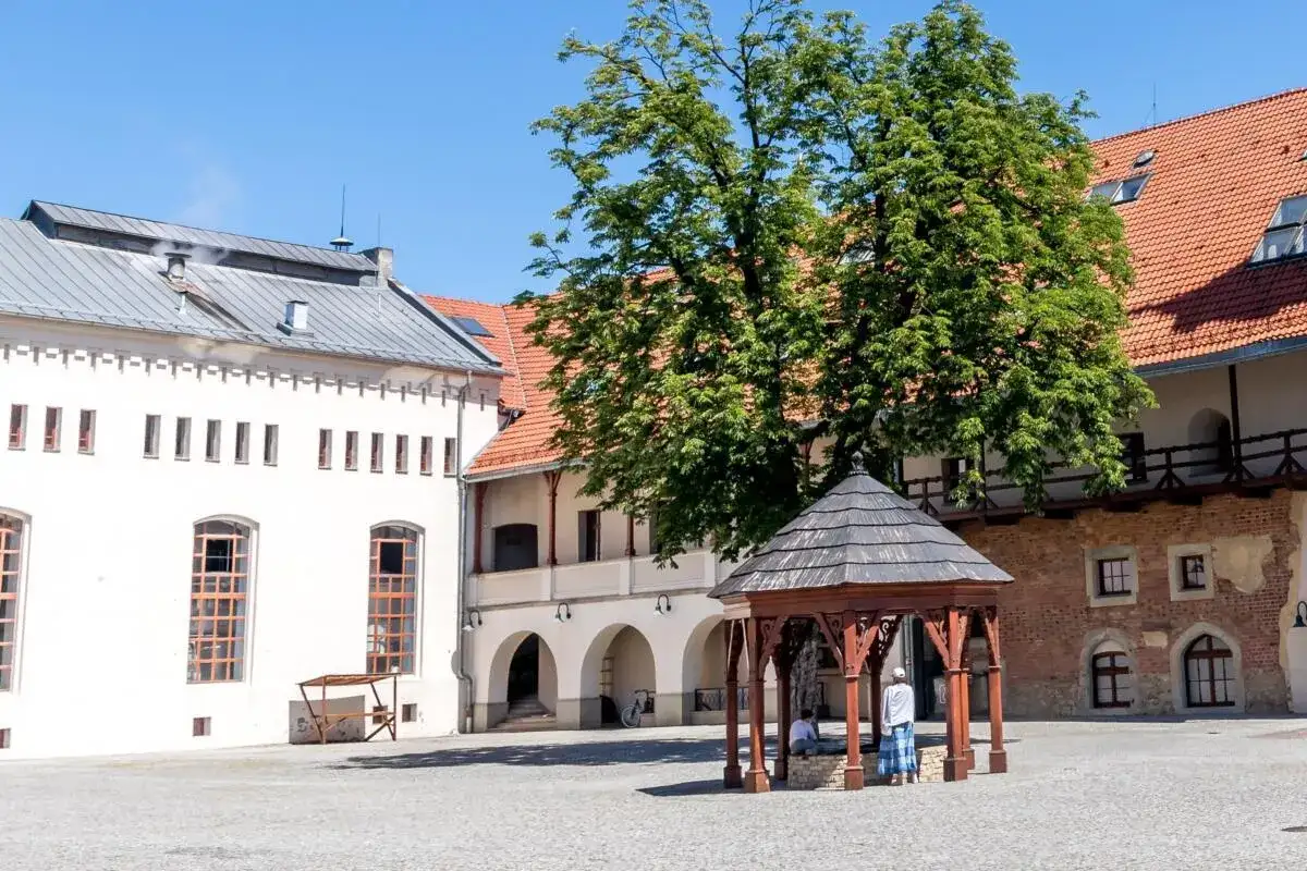 Zamek w Raciborzu: odkryj fascynującą historię i atrakcje turystyczne