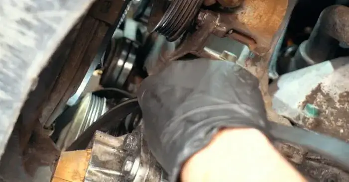 Jak prawidłowo założyć pasek alternatora w Audi A4 B5 – uniknij kosztownych błędów