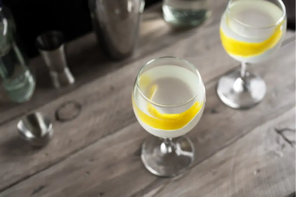 Vesper Martini: Przepis Bonda krok po kroku jak zrobić idealnie?