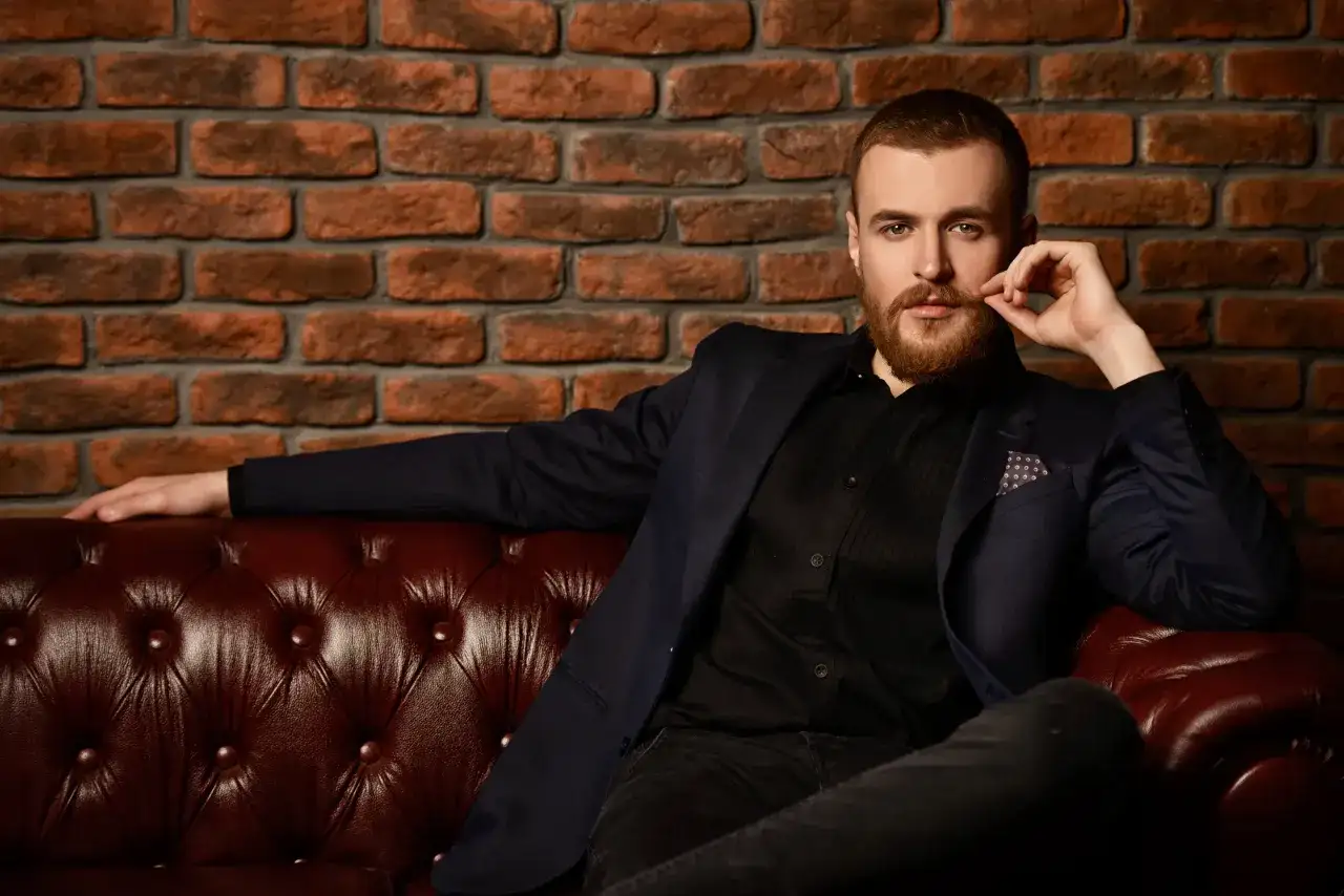 Kiedy zarost gęstnieje? Pełny przewodnik i porady Mariki Tomaszewskiej