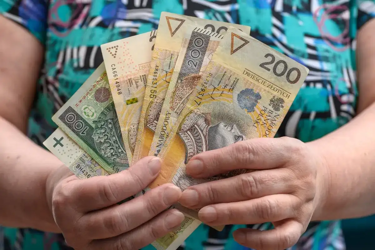 Jak dostać rentę? Kluczowe informacje o wniosku i dokumentach