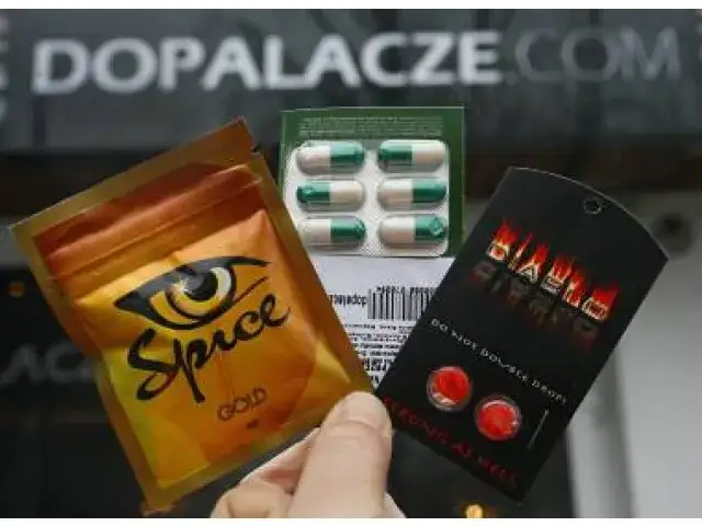 Dopalacze w sklepach? Gdzie kupić, jak działają i jakie ryzyko?