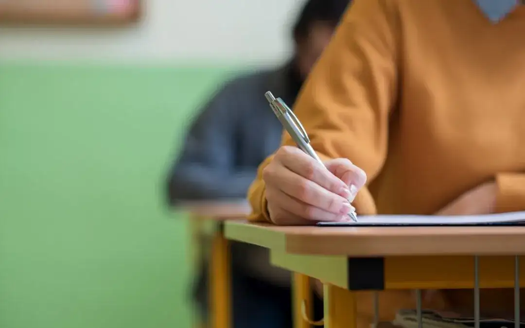 Ile procent trzeba mieć na egzaminie zawodowym, aby zdać bez stresu?