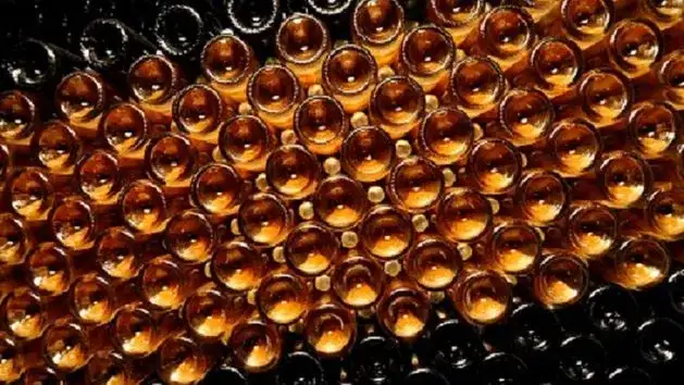 Czy można łączyć antybiotyk z alkoholem? Ryzyko i skutki uboczne