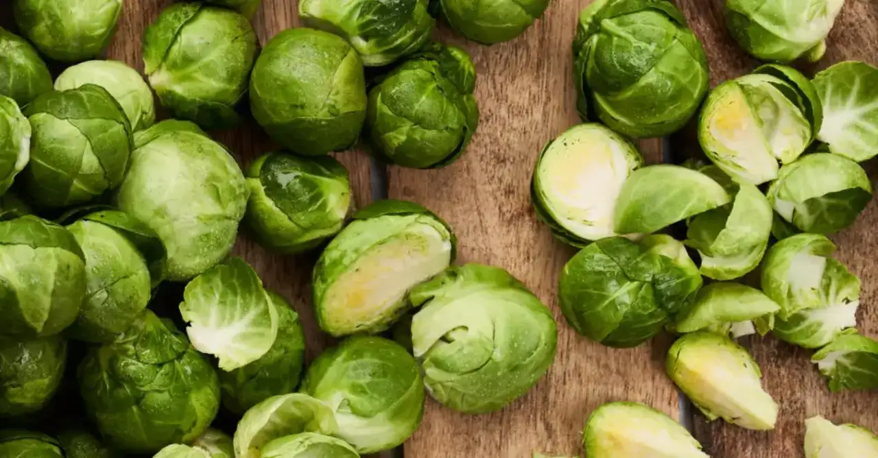 Kiedy jest sezon na brukselkę? Odkryj najlepszy czas na smakowite warzywa