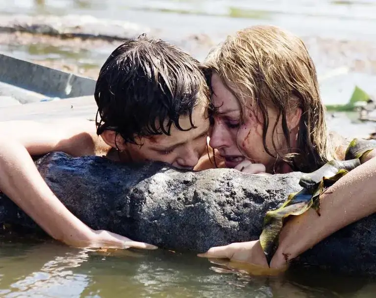 Film o tsunami w Tajlandii: Przejmująca historia przetrwania rodziny