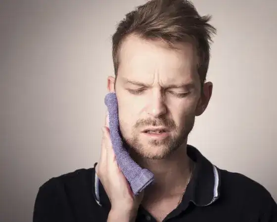 Co zrobić, jak boli ząb? Szybka ulga i kiedy do dentysty?