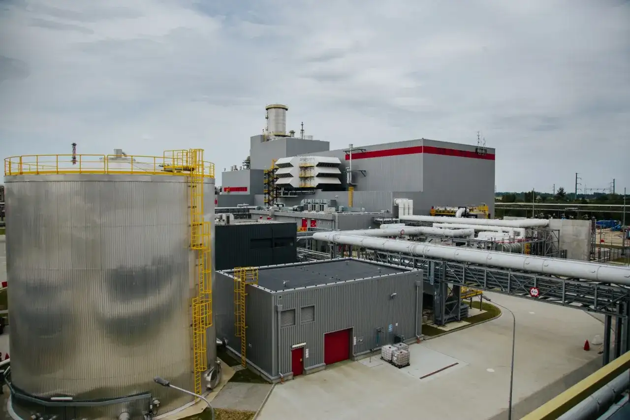 Blok 910 MW Jaworzno: Od awarii do stabilnej pracy w KSE