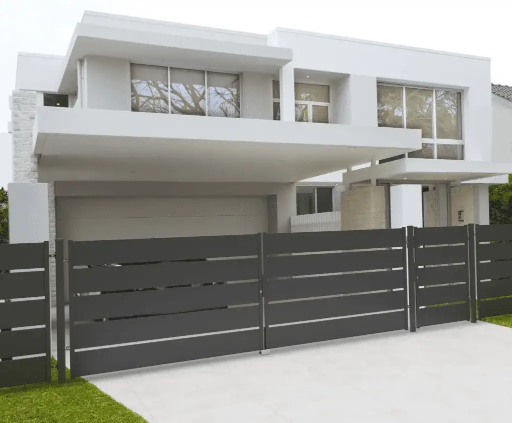 Ile kosztuje robocizna ogrodzenia panelowego? Sprawdź ceny i czynniki wpływające na koszt