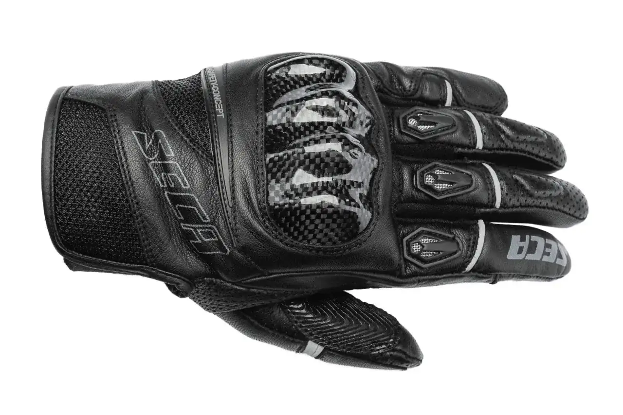 Jak rozciągnąć rękawice motocyklowe, aby uniknąć dyskomfortu podczas jazdy