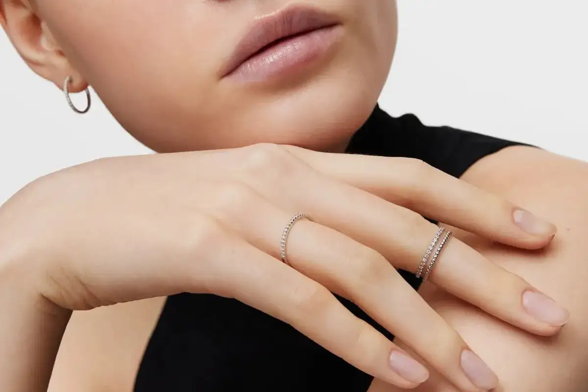 Ile kosztuje zmniejszenie obrączki? Poznaj ceny i uniknij wpadki!