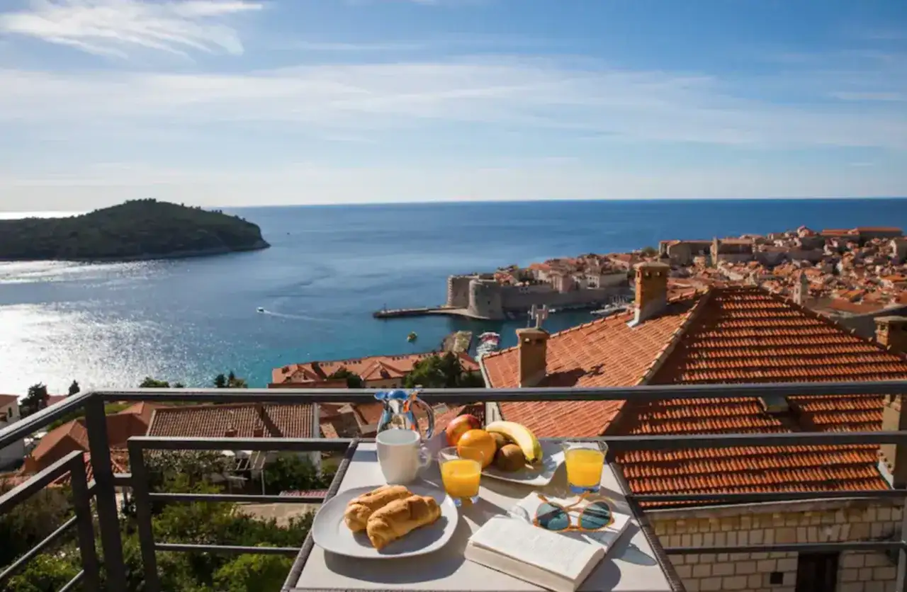 Gdzie rezerwować noclegi w Chorwacji, aby uniknąć wysokich kosztów?