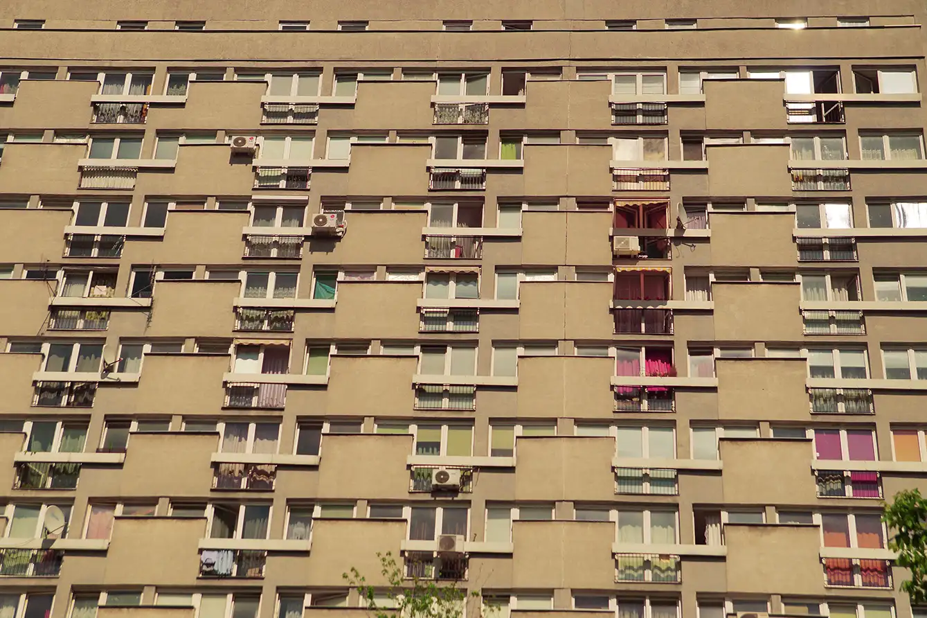 Jak znaleźć idealne osiedle w Warszawie? Przewodnik po miejscach z duszą.