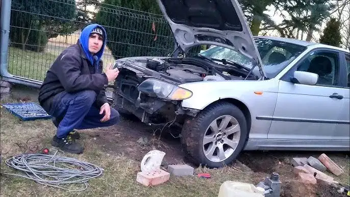 Jak ściągnąć zderzak BMW E46 bez uszkodzeń i frustracji
