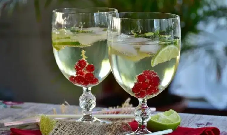 Kruszon drink - orzeźwiający napój z historią i prostym przepisem