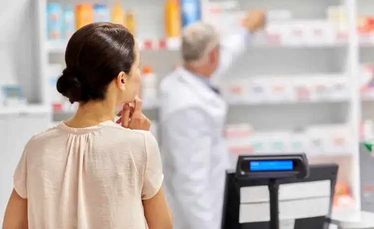 Soczewki kontaktowe w aptece - najważniejsze informacje i dostępność