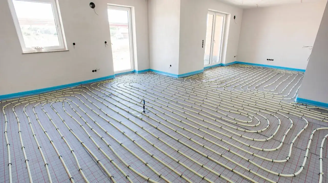 Ogrzewanie podłogowe w bloku: zalety, wady i koszty instalacji
