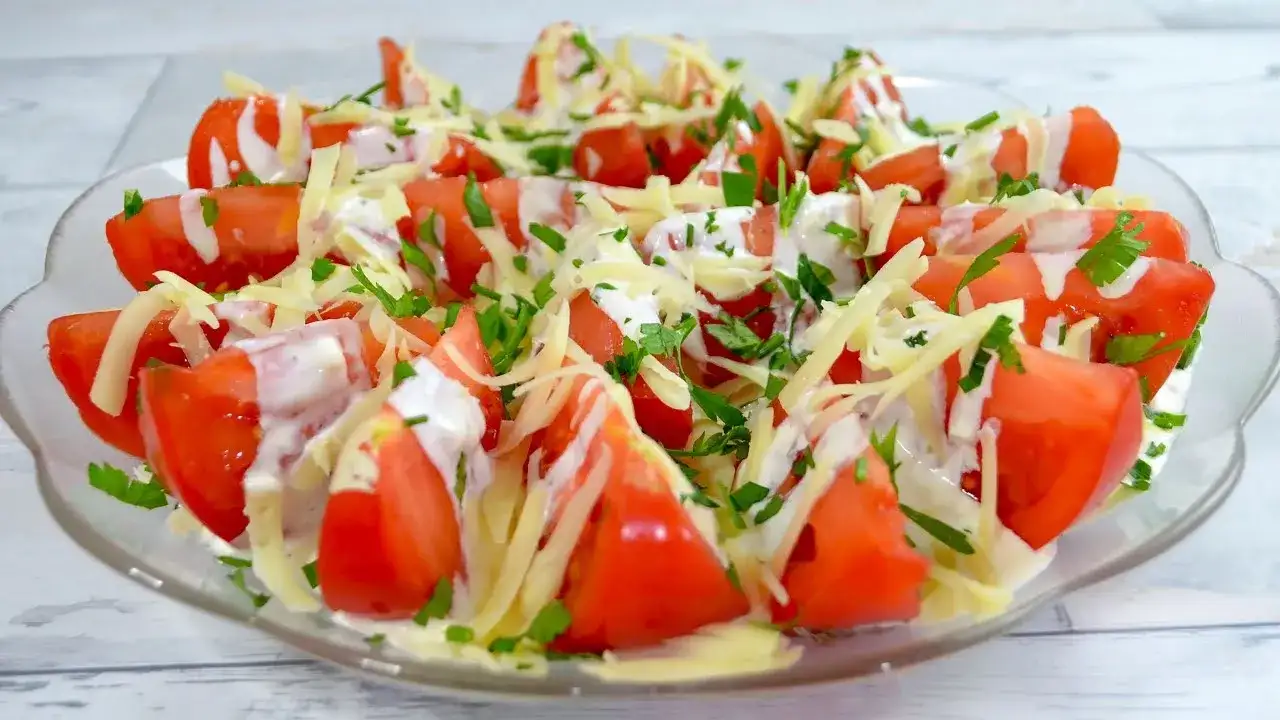 10 pysznych potraw z sosem czosnkowym - od przekąsek po dania