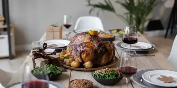 Jakie wino do gęsi – idealne parowanie do różnych potraw z gęsi