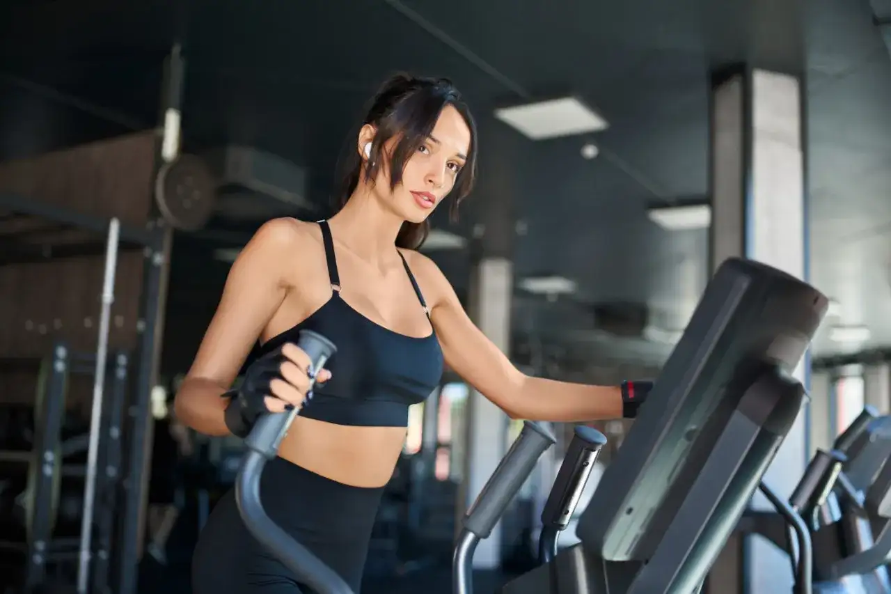 Kiedy robić cardio, aby osiągnąć najlepsze wyniki w treningu?