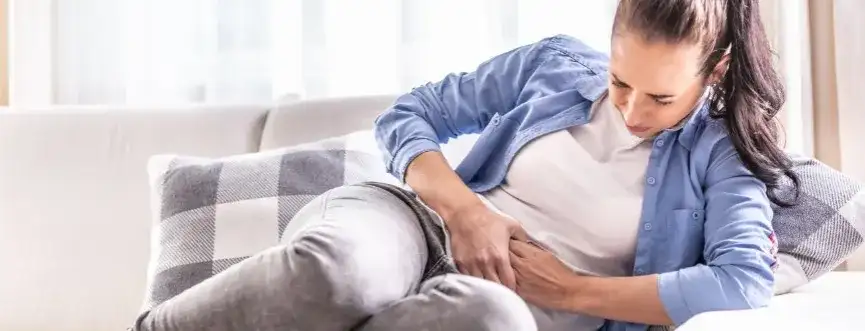 Ból jelit: Szybka ulga, przyczyny i kiedy do lekarza? Poradnik