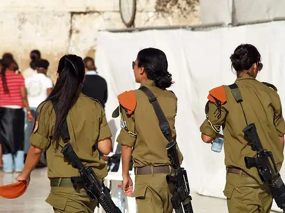 Czy jest bezpiecznie w Izraelu? Prawda o zagrożeniach dla podróżnych