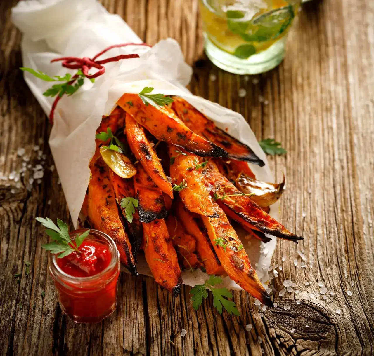 Jak długo piec frytki z batatów, aby były idealnie chrupiące?