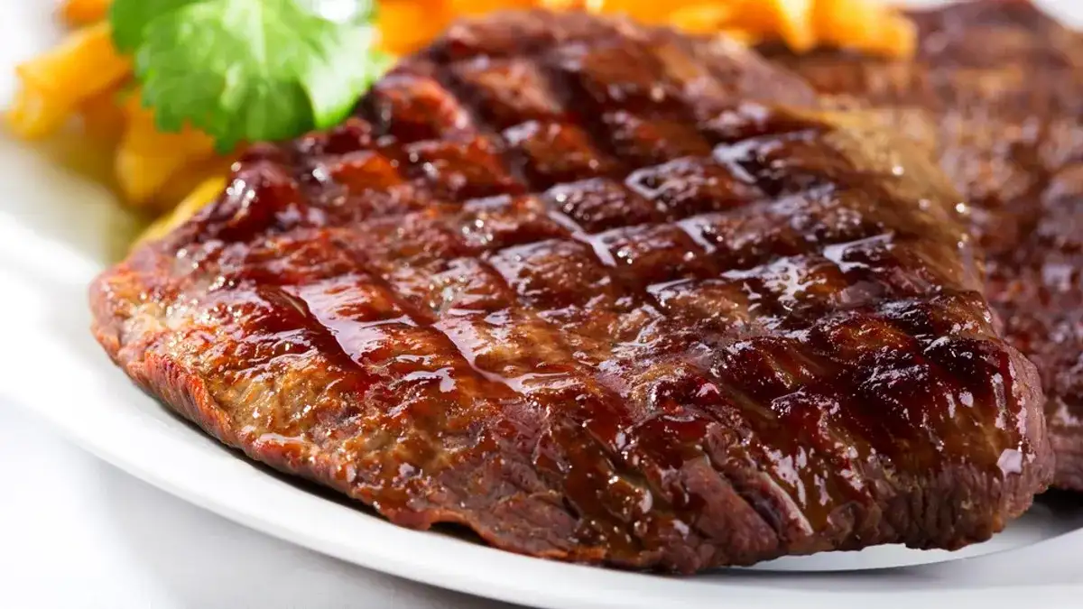 Jak przygotować idealne steki z wieprzowiny - przepisy i porady