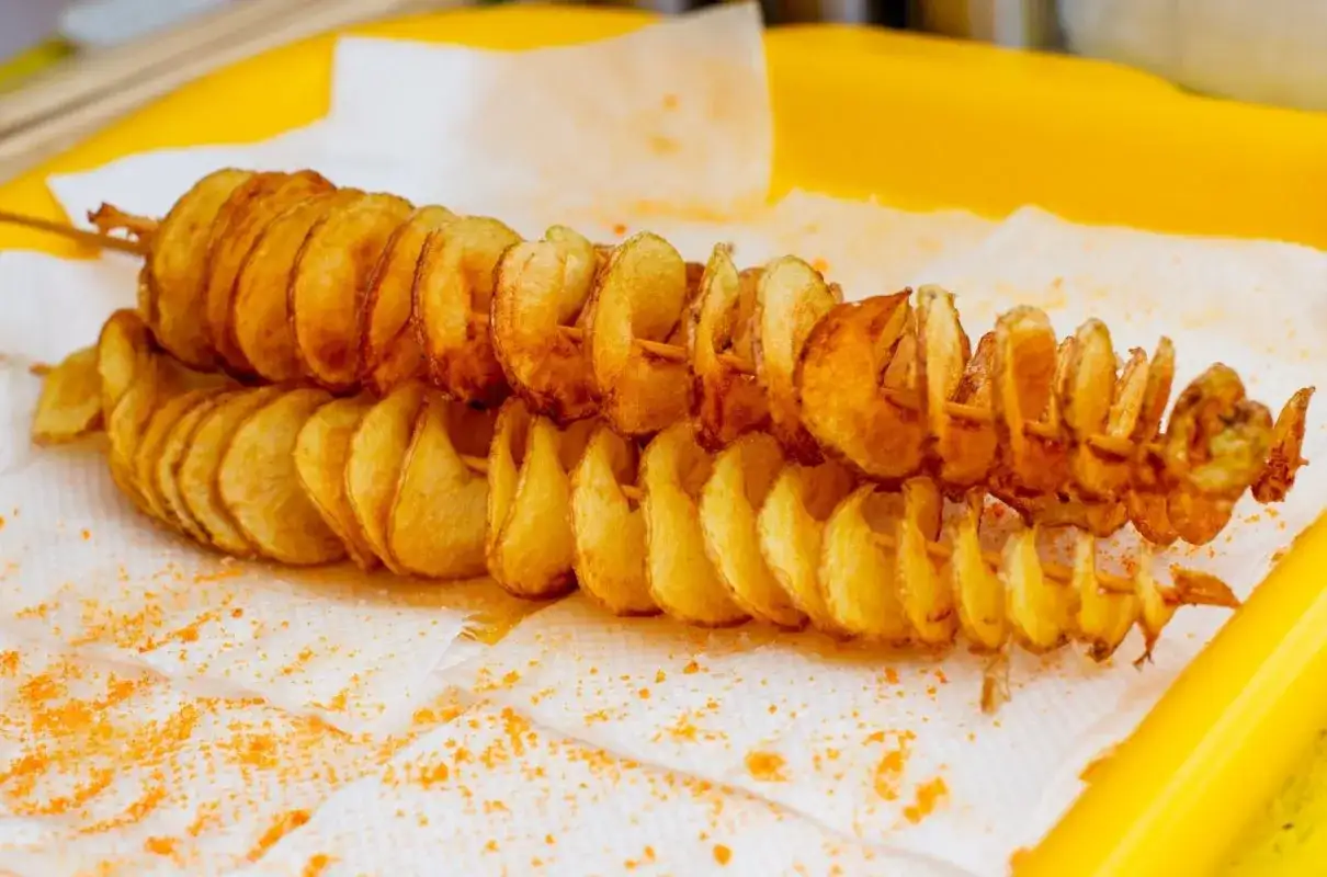 Gdzie kupić zakręcone frytki? Sprawdź najlepsze miejsca i ceny