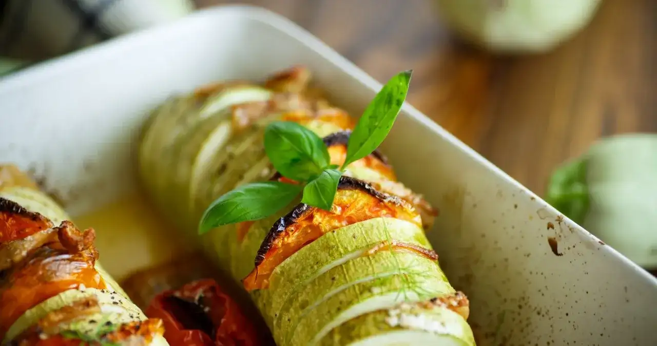 Cukinia na obiad: 10+ przepisów, które odmienią Twoją kuchnię!