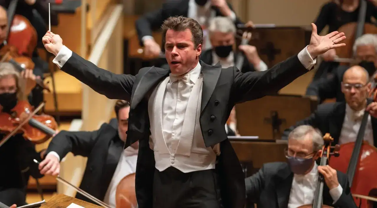 Sto lat orkiestra symfoniczna - niezwykłe wykonania i ich historia